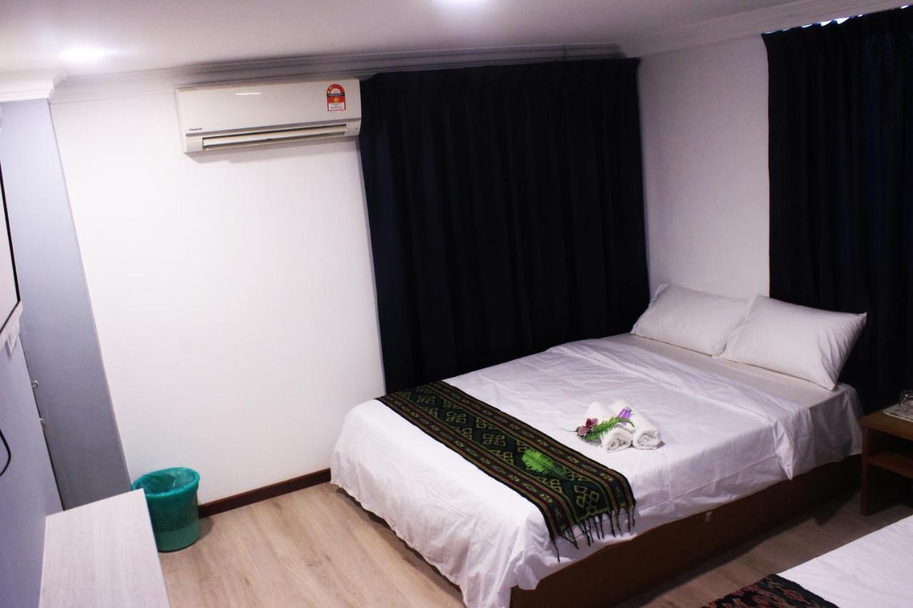 Kapit Hotel Kuching Exterior foto